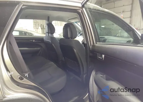 2011 Kia Sorento Lx V6 z USA, uszkodzony, nr VIN 5XYKT4A25BG176868